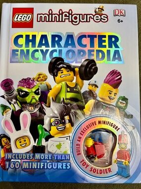 LEGO Minifigures: Character Encyclopedia: Includes More Than 160 Minifigures